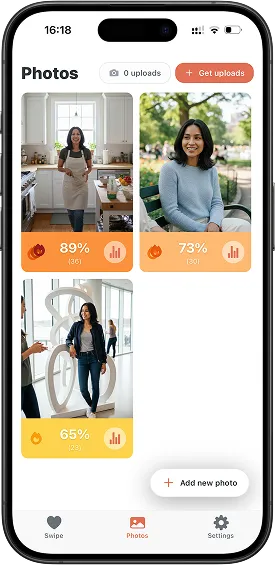 App screenshot showing the photo rating interface